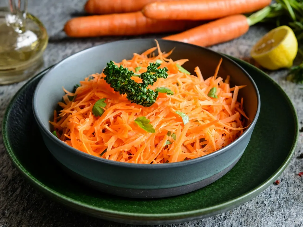 Zdjęcie Co dodać do surówki z marchewki, aby zachwycić smakiem?