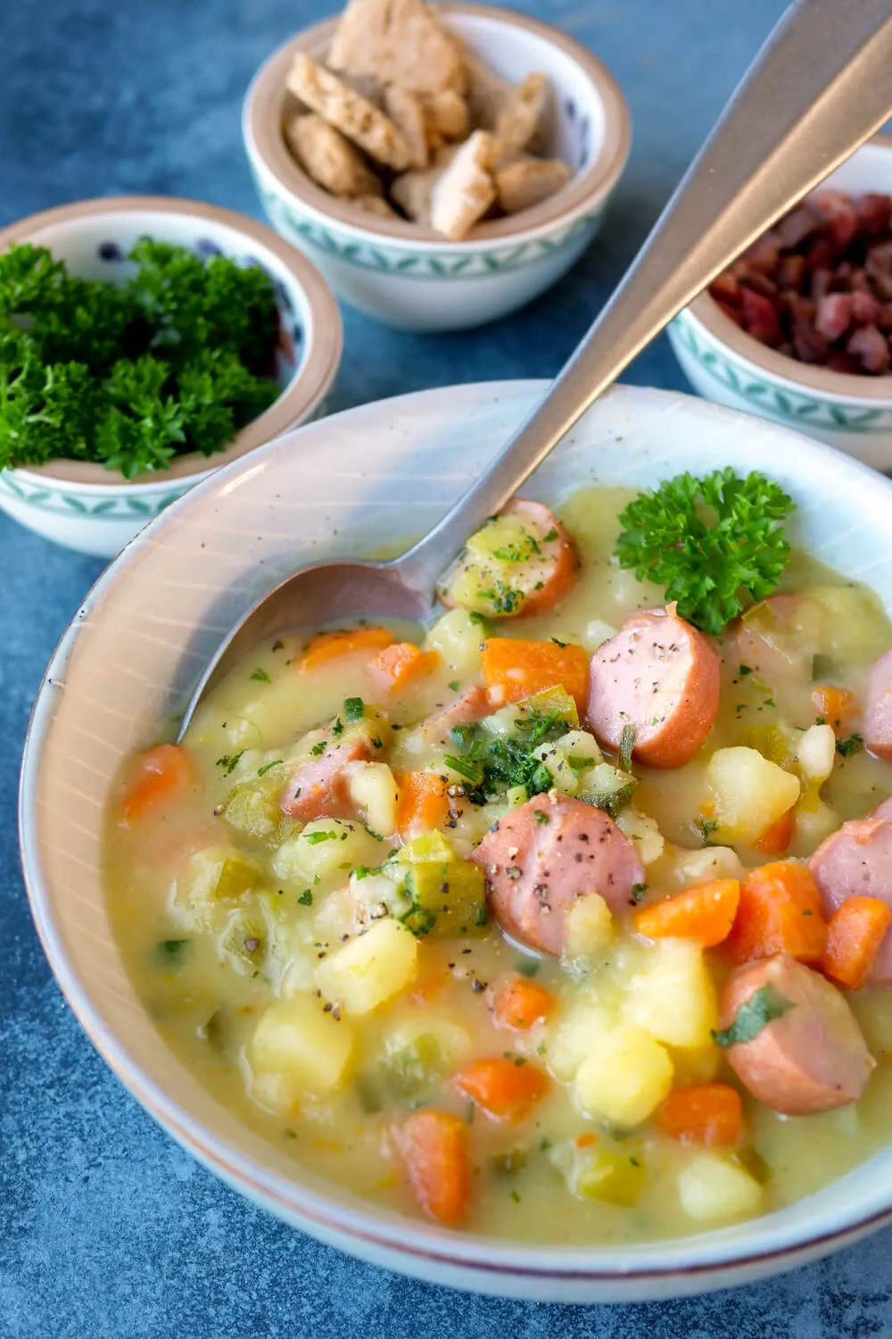 Zdjęcie Einfaches Rezept für Kartoffelsuppe – Schnell und lecker zubereiten