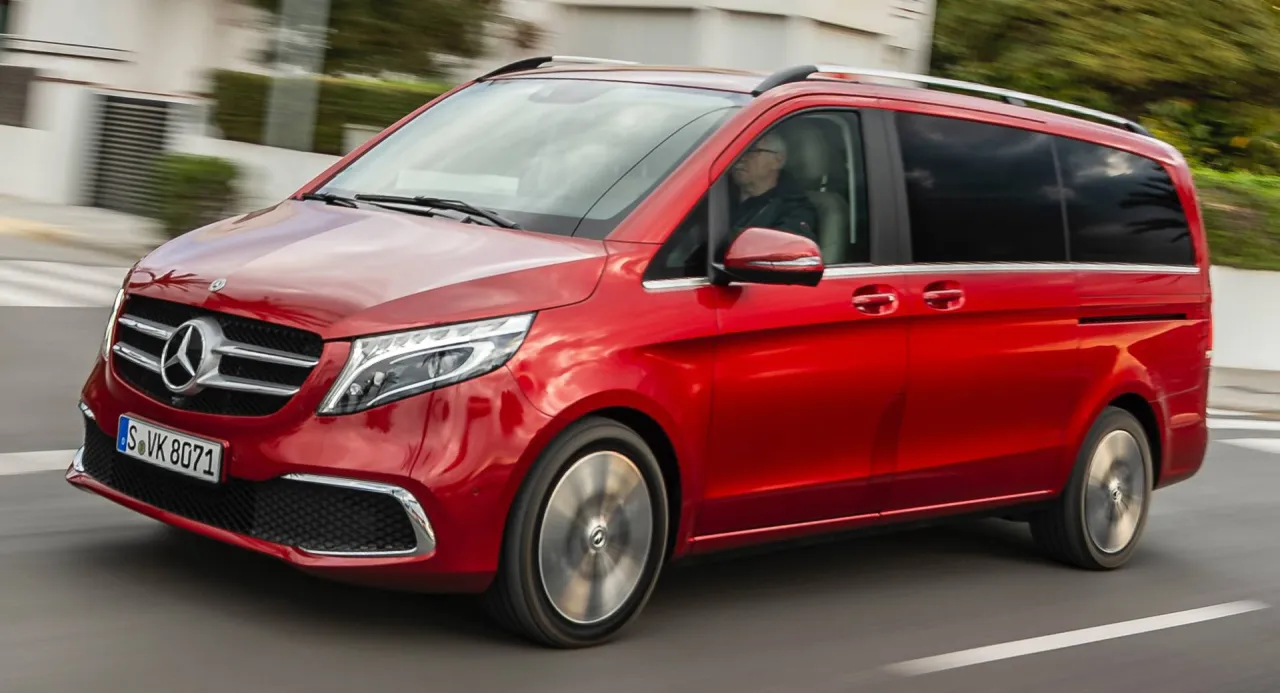 Zdjęcie Mercedes-Benz V-Class van: luksus, nowości i porównania modeli