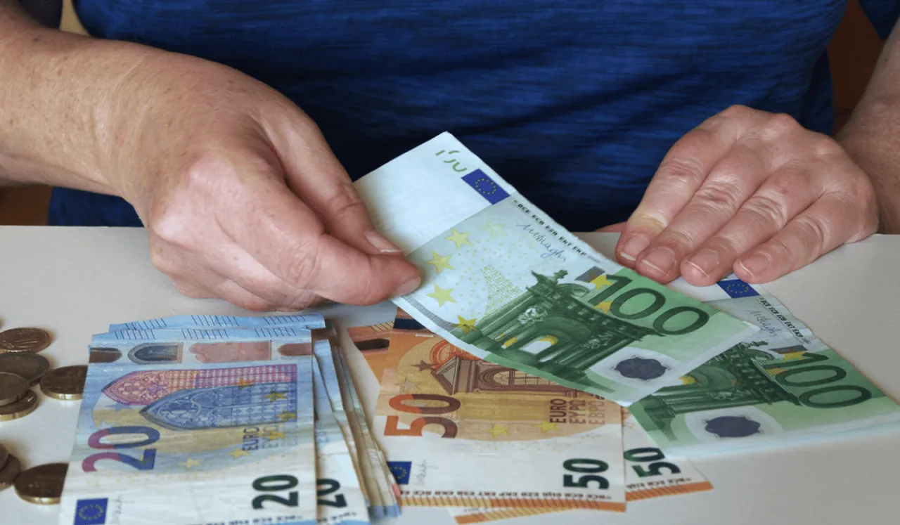 Zdjęcie Ile wynosi emerytura po 5 latach pracy? Zaskakujące kwoty i warunki