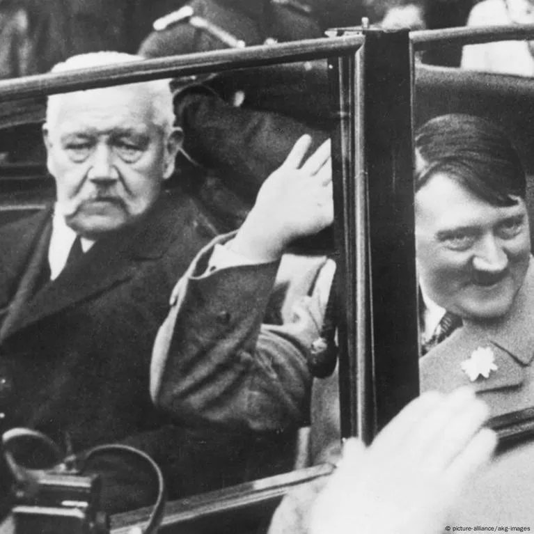 Zdjęcie Dlaczego Niemcy wybrali Hitlera? Kluczowe przyczyny i kontekst historyczny