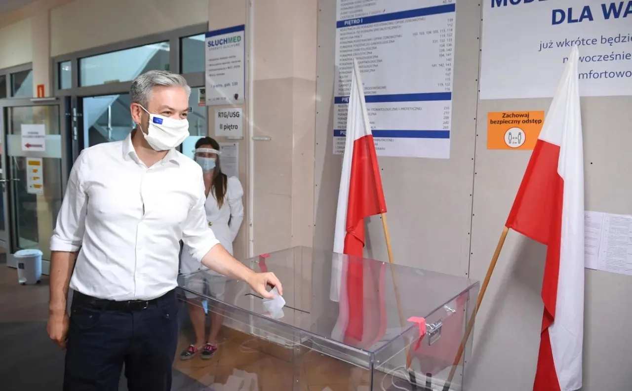 Zdjęcie Kim jest ojciec Bosaka? Ryszard Bosak i jego wpływ na syna