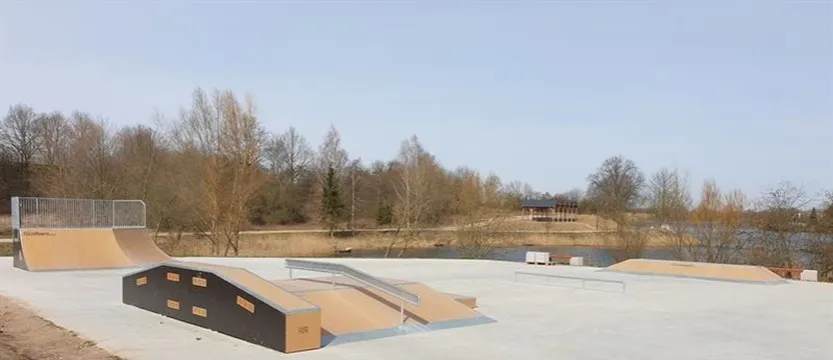 Zdjęcie Ile kosztuje budowa skateparku? Oto zaskakujące wydatki i czynniki wpływające na ceny