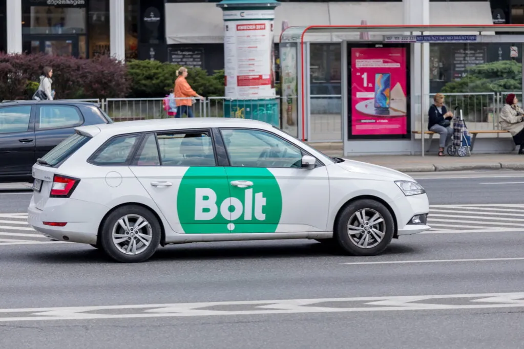 Zdjęcie Czy Bolt to taxi? Poznaj różnice i unikalne cechy usługi