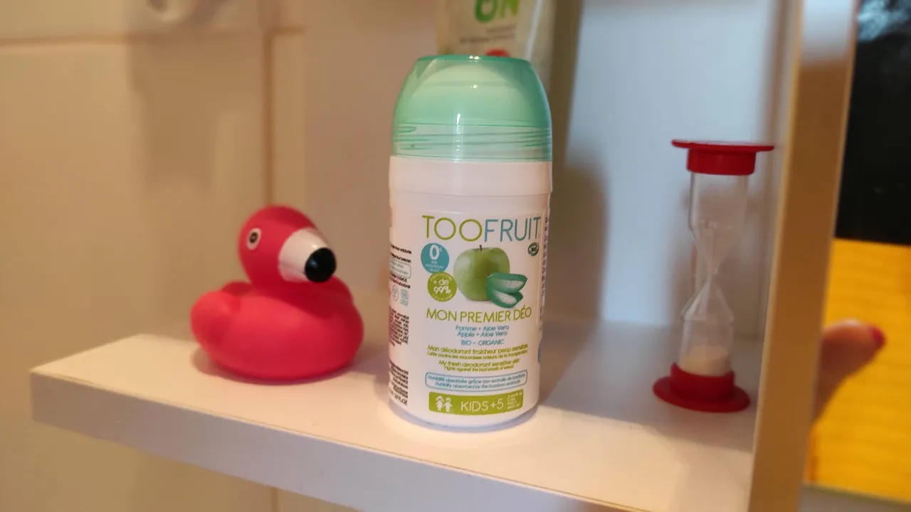 Zdjęcie Dezodorant dla dziecka: kiedy i jaki wybrać? Bezpieczny przewodnik