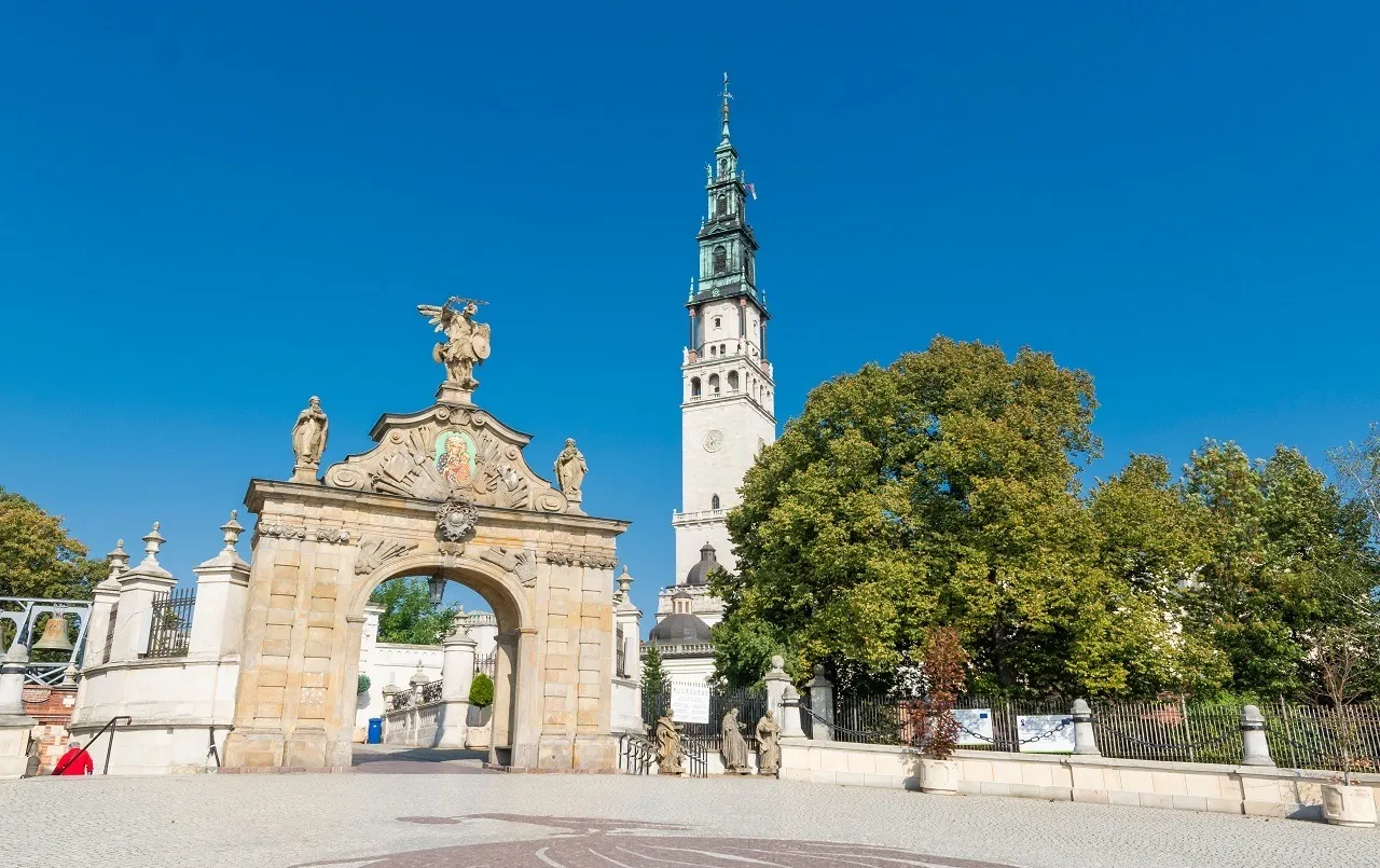 Zdjęcie Gdzie jest Jasna Góra? Odkryj jej lokalizację i znaczenie w Częstochowie