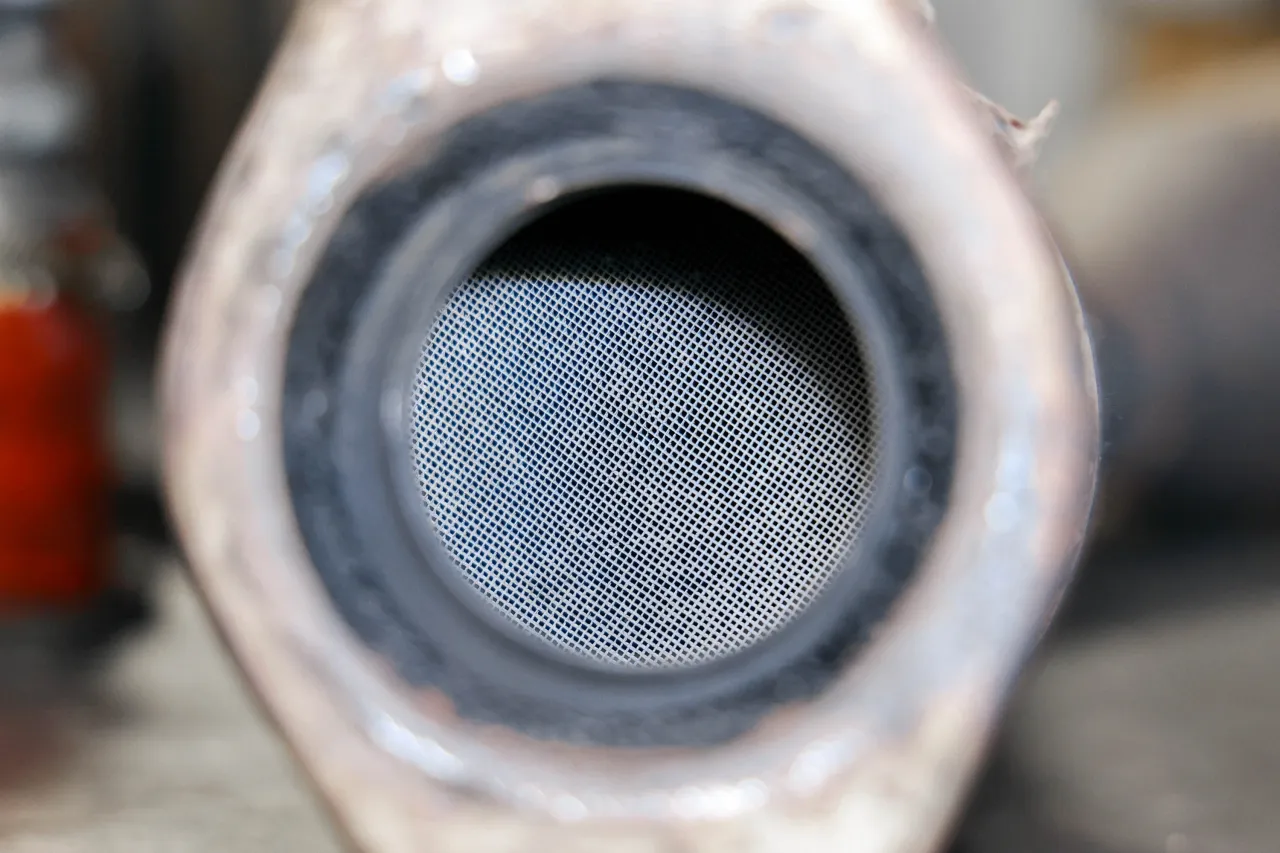 Zdjęcie Jak usunąć popiół z DPF i uniknąć kosztownych napraw filtra