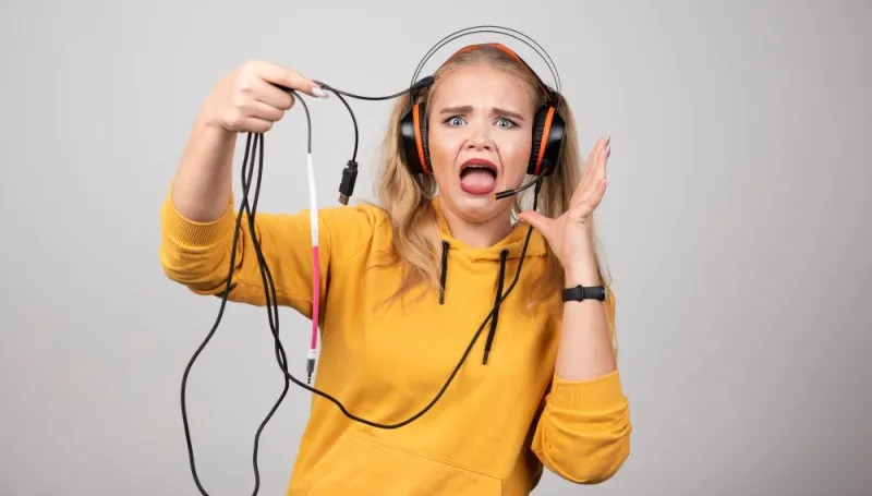 Zdjęcie Jak naprawić kabel od słuchawek i uniknąć kosztownych błędów