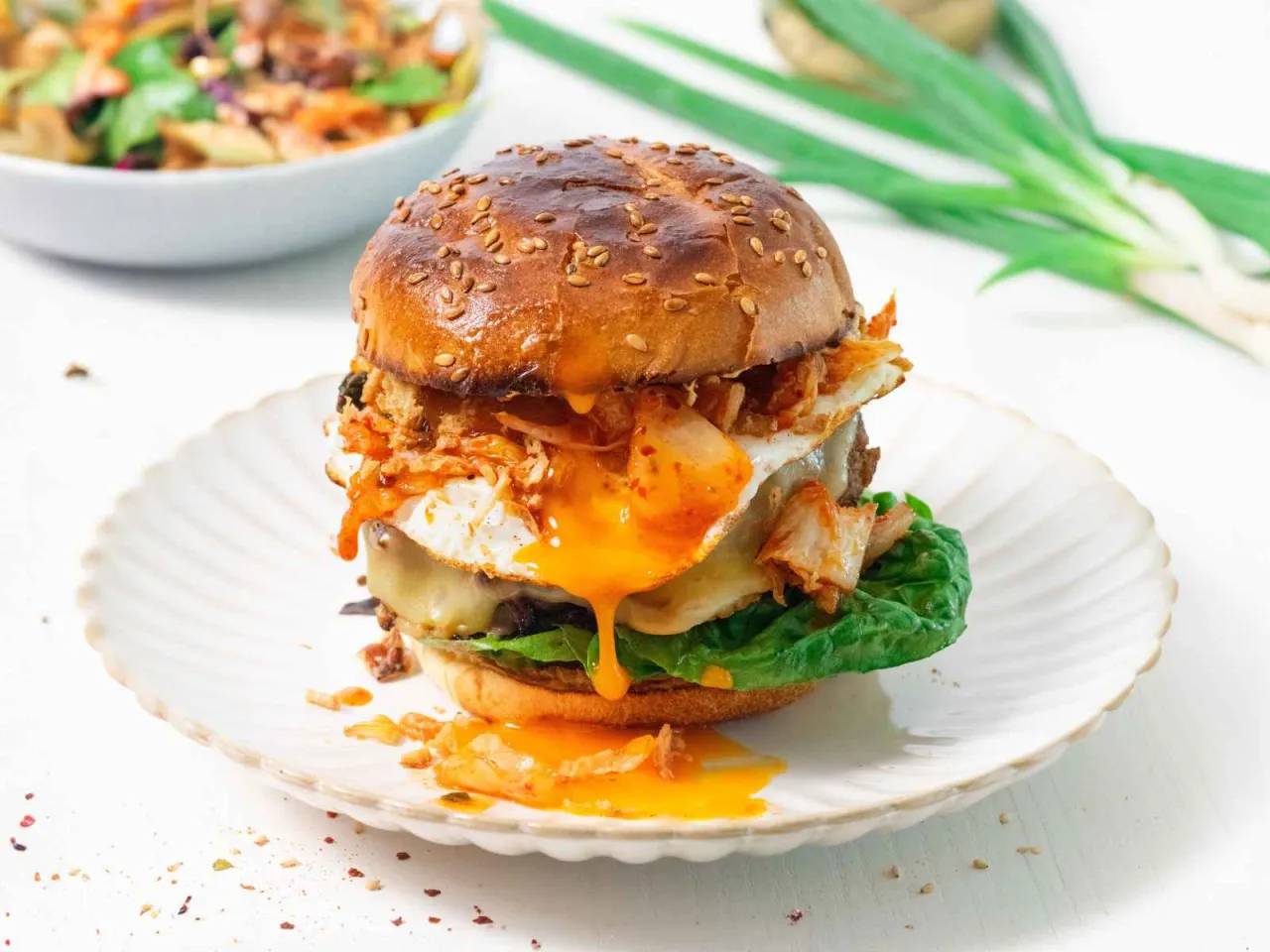 Kimchi z jajecznicą, tosty z kimchi, kimchi burger