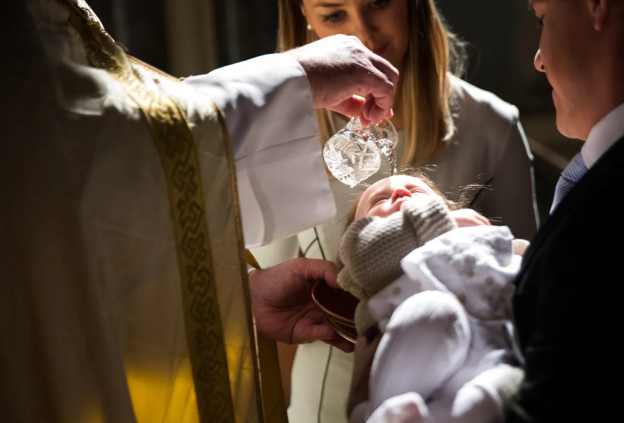 chrzestny świadek chrztu różnice