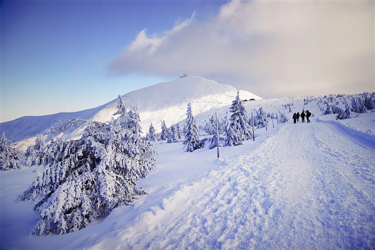 Karkonosze Śnieżka zimą
