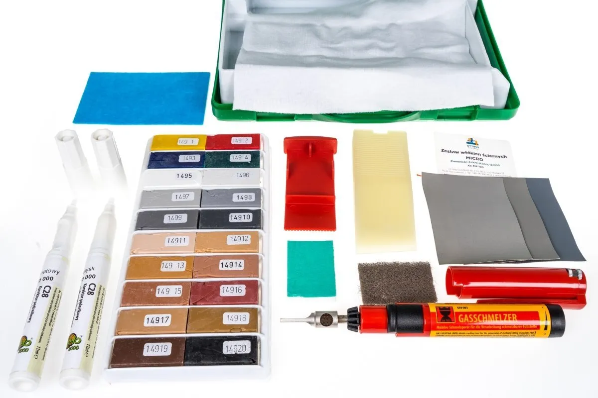 zestaw naprawczy do płytek ceramicznych