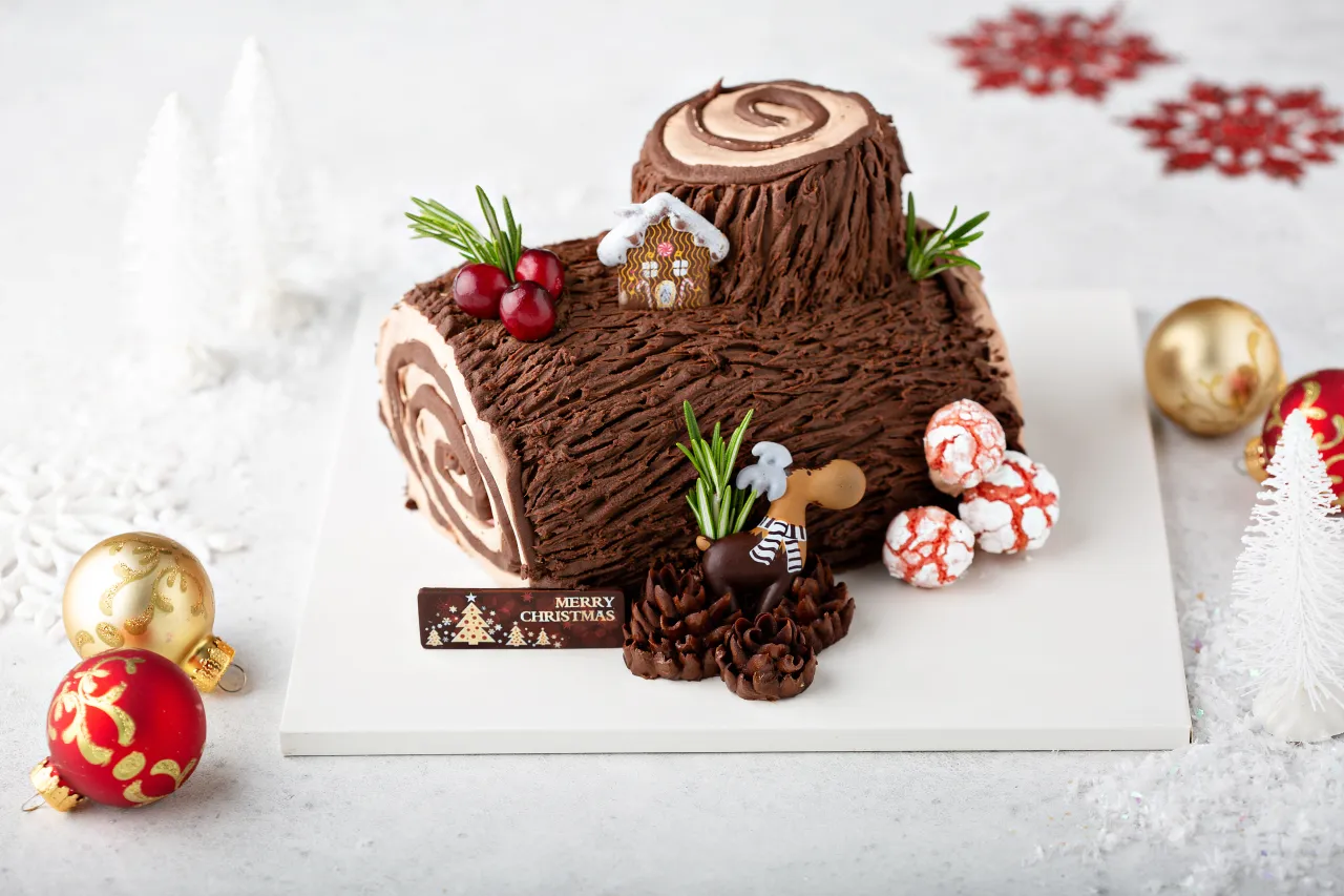 Bûche de Noël maison décorée