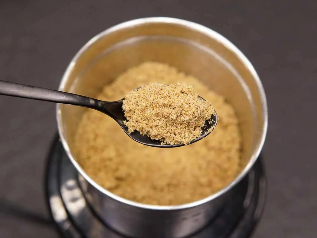 Siemię lniane mielone i w ziarnach