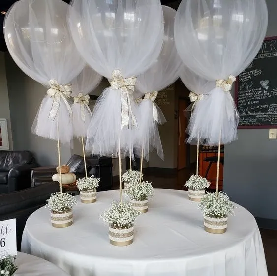 inspiracje dekoracji balonowych na stojaku