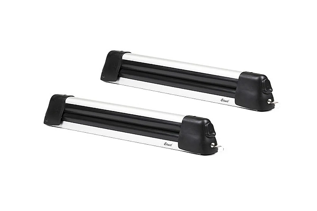 uchwyt na narty z gumowymi osłonami