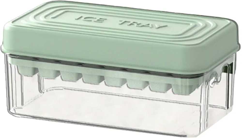 tacka na lód w zamrażarce