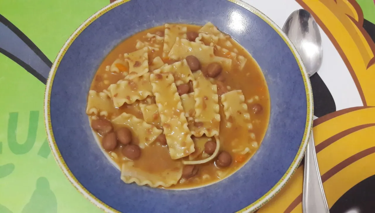 Bimby in azione preparazione pasta e fagioli