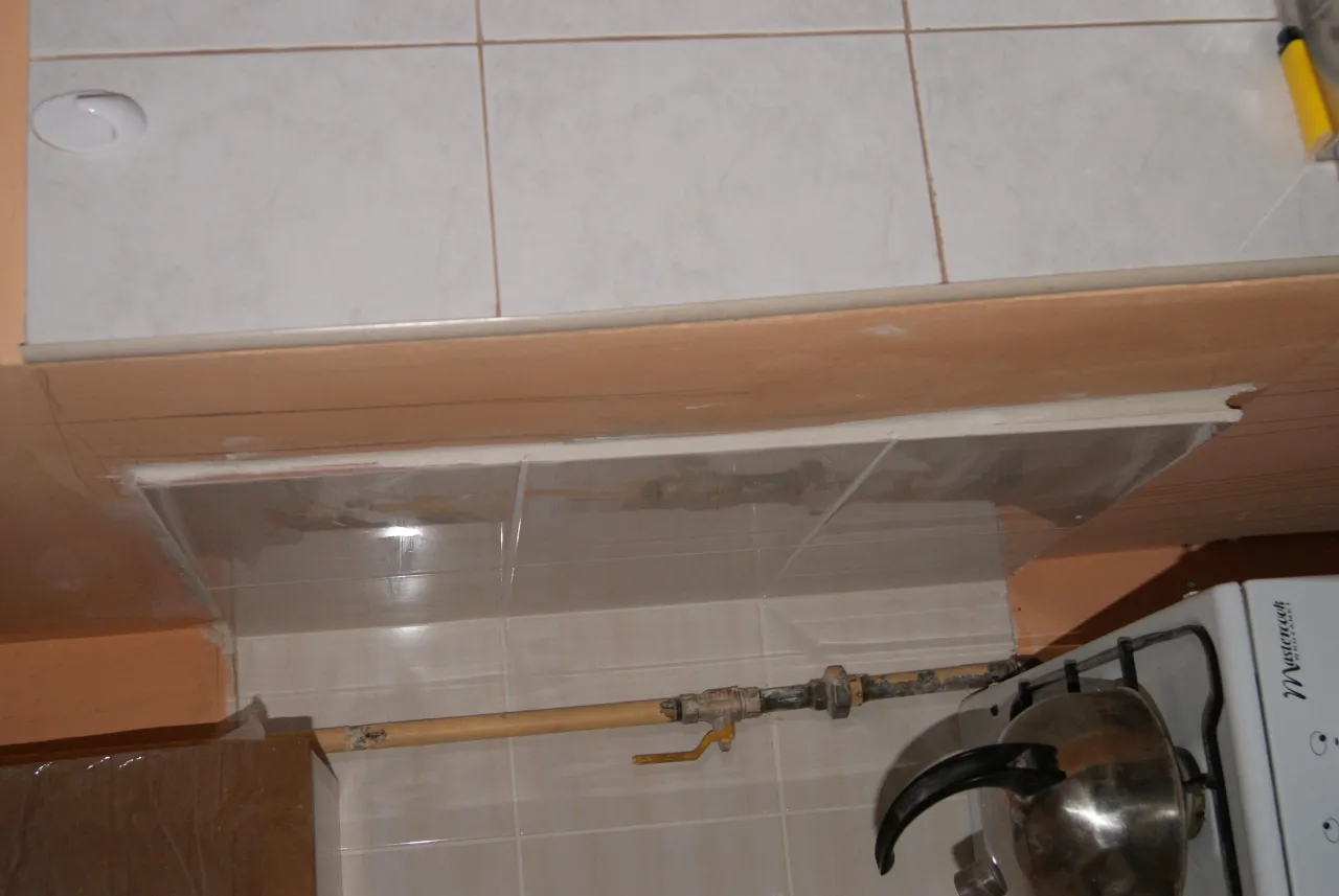 dostęp do zawor&oacute;w rur gazowych w łazience przepisy