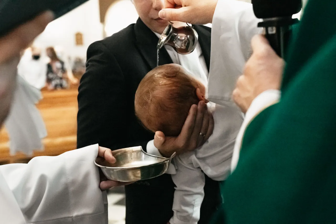 czynniki wpływające na cenę fotografa na chrzest