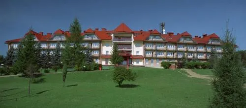 Zdjęcie Wysowa Zdrój sanatorium nad parkiem – idealne miejsce na zdrowie i relaks