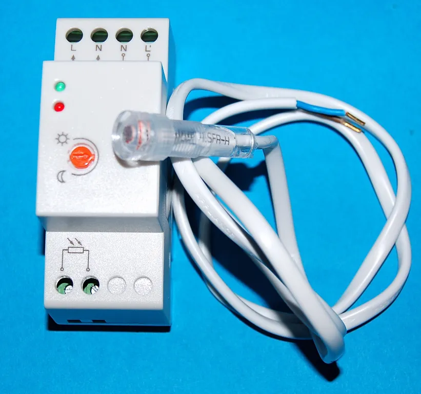 rodzaje czujnik&oacute;w zmierzchu zewnętrznych