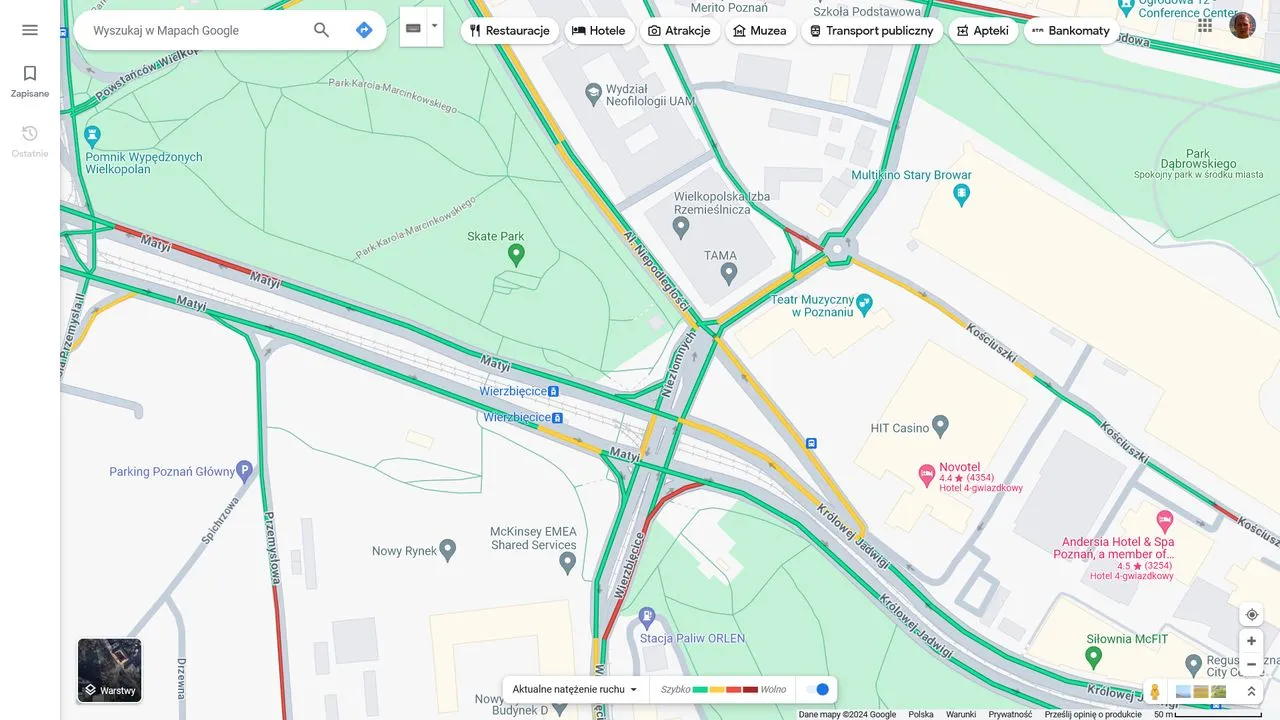 Mapa z informacjami o ruchu drogowym w czasie rzeczywistym