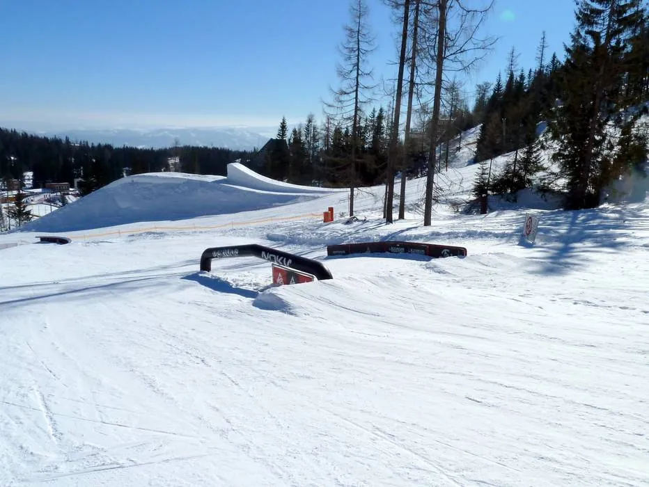 &Scaron;trbsk&eacute; Pleso snowpark przeszkody zaawansowane