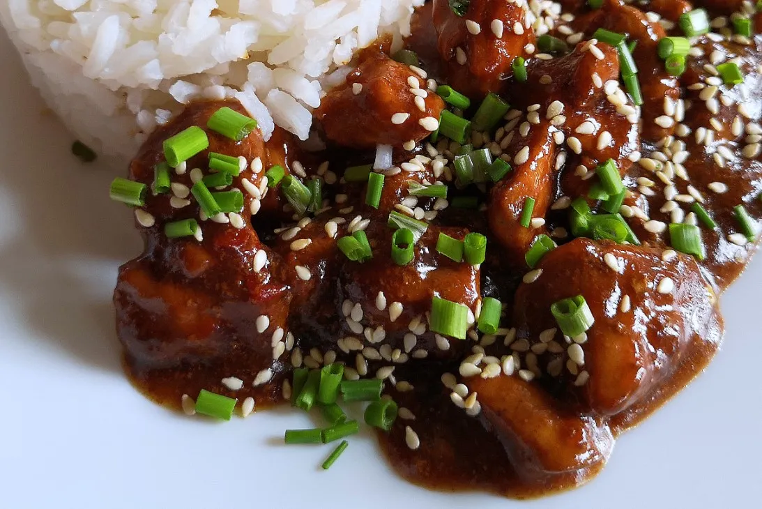 kurczak w sosie azjatyckim