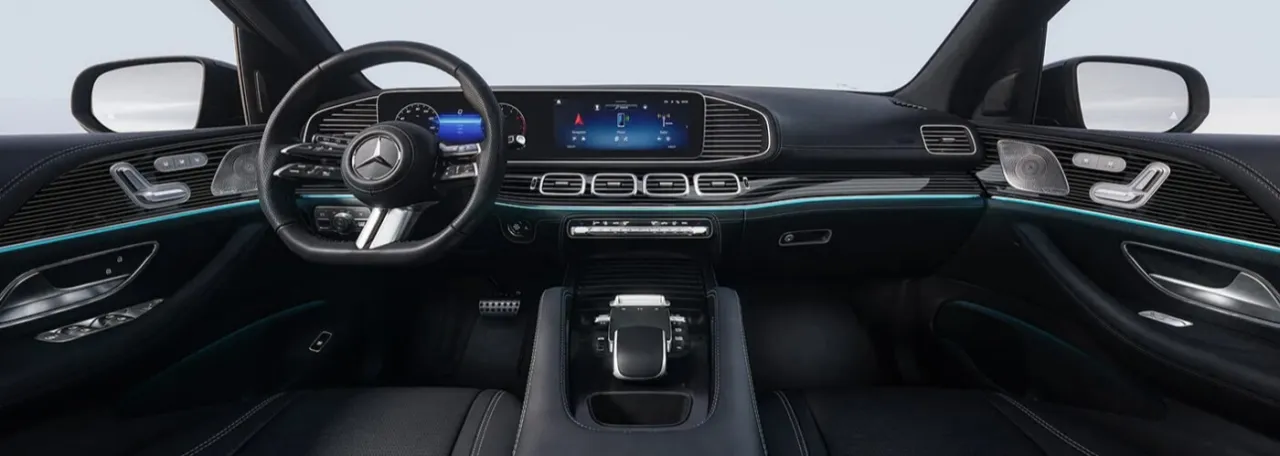 Wnętrze Mercedes GLE MBUX