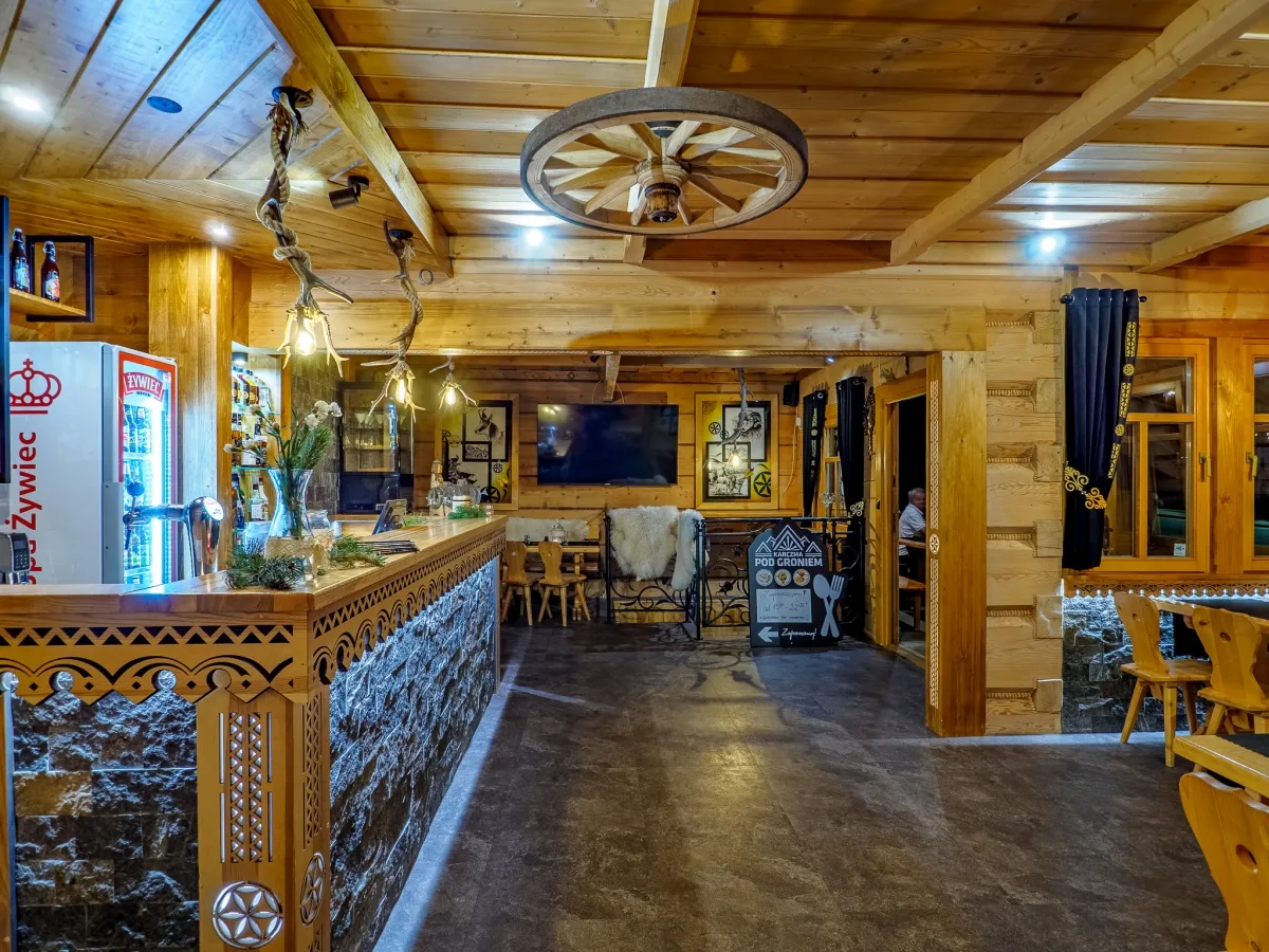 Karczma góralska Małe Ciche wnętrze