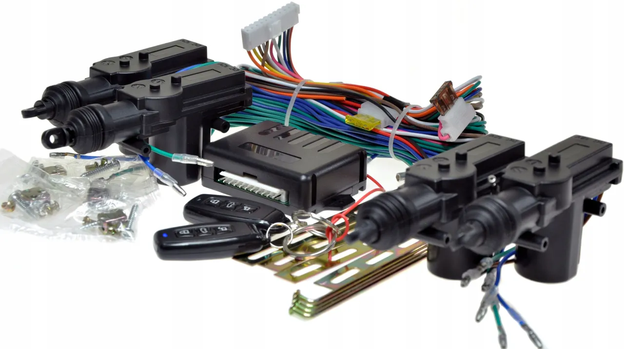 Narzędzia do montażu centralnego zamka samochodowego