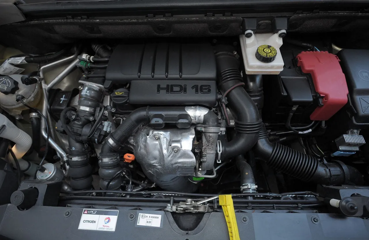Citroen Berlingo II silnik 1.6 HDI