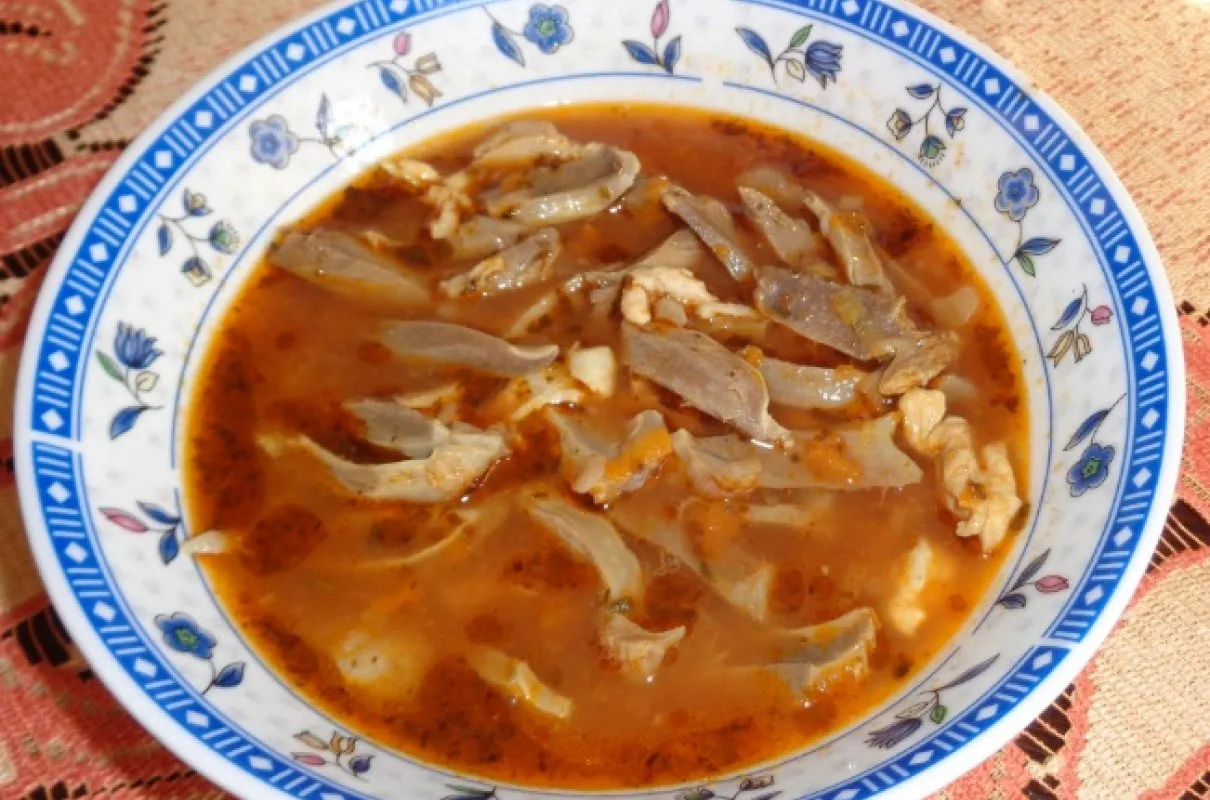 serwowanie flaczków drobiowych