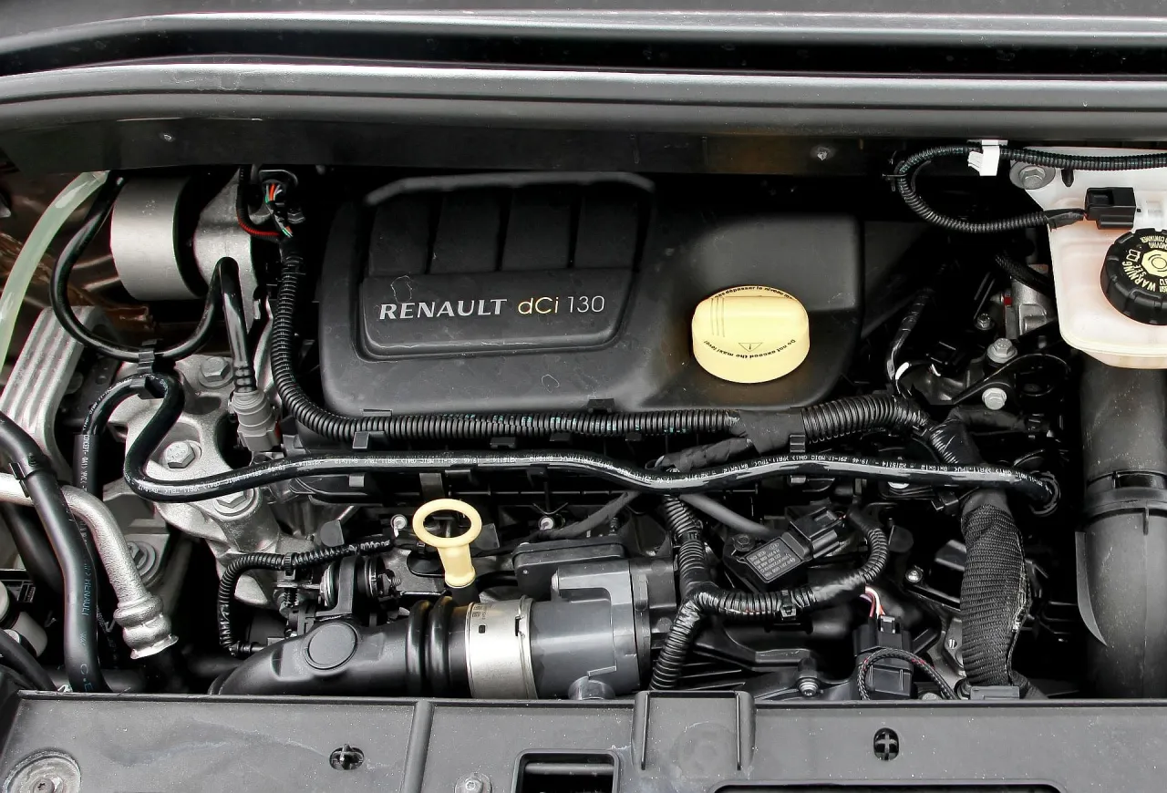 Renault Scenic III silnik benzynowy 1.6 16V