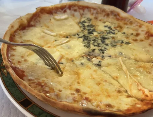 fachada del Restaurante Pizzer&iacute;a Taronja en La Pobla de Farnals