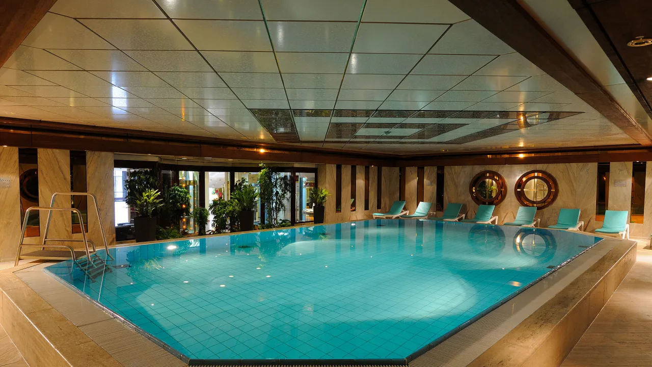 Maritim Hotel Köln Pool