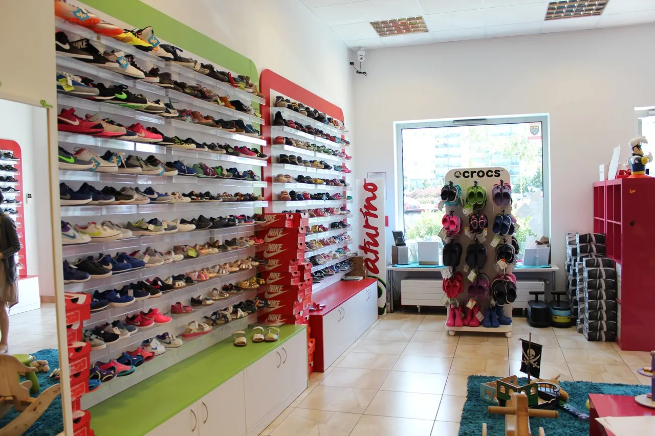 sklep z butami dla dzieci