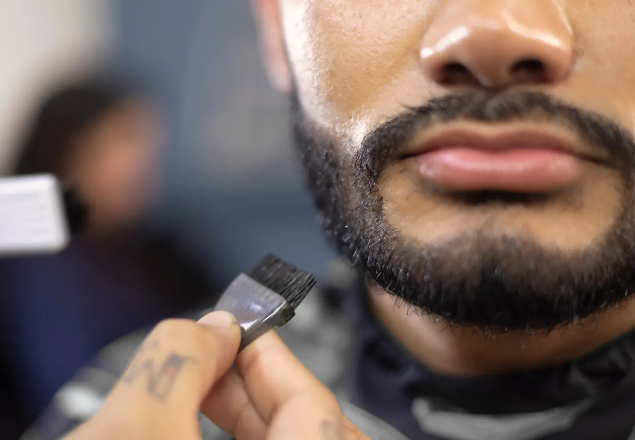 farby do zarostu przed i po