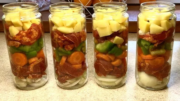 domowe jedzenie w słoikach dla kierowcy