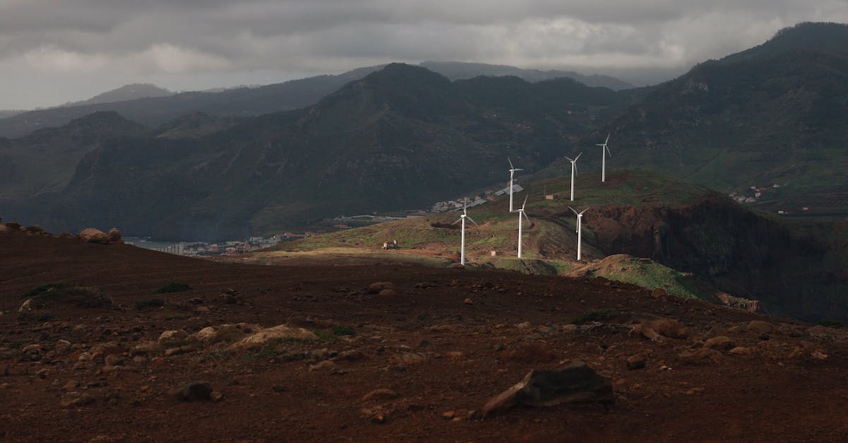 Turbiny wiatrowe pionowe i poziome 10kW - sprawdź ceny i opinie