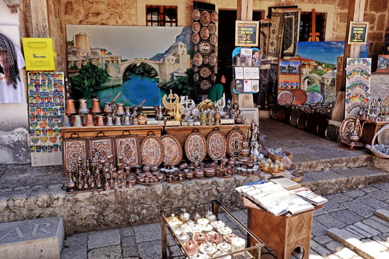 Granat symbol Mostar pamiątki