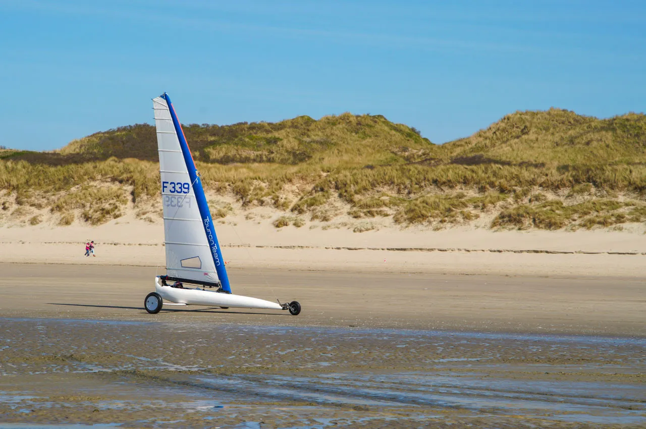 Plage du Touquet char &agrave; voile