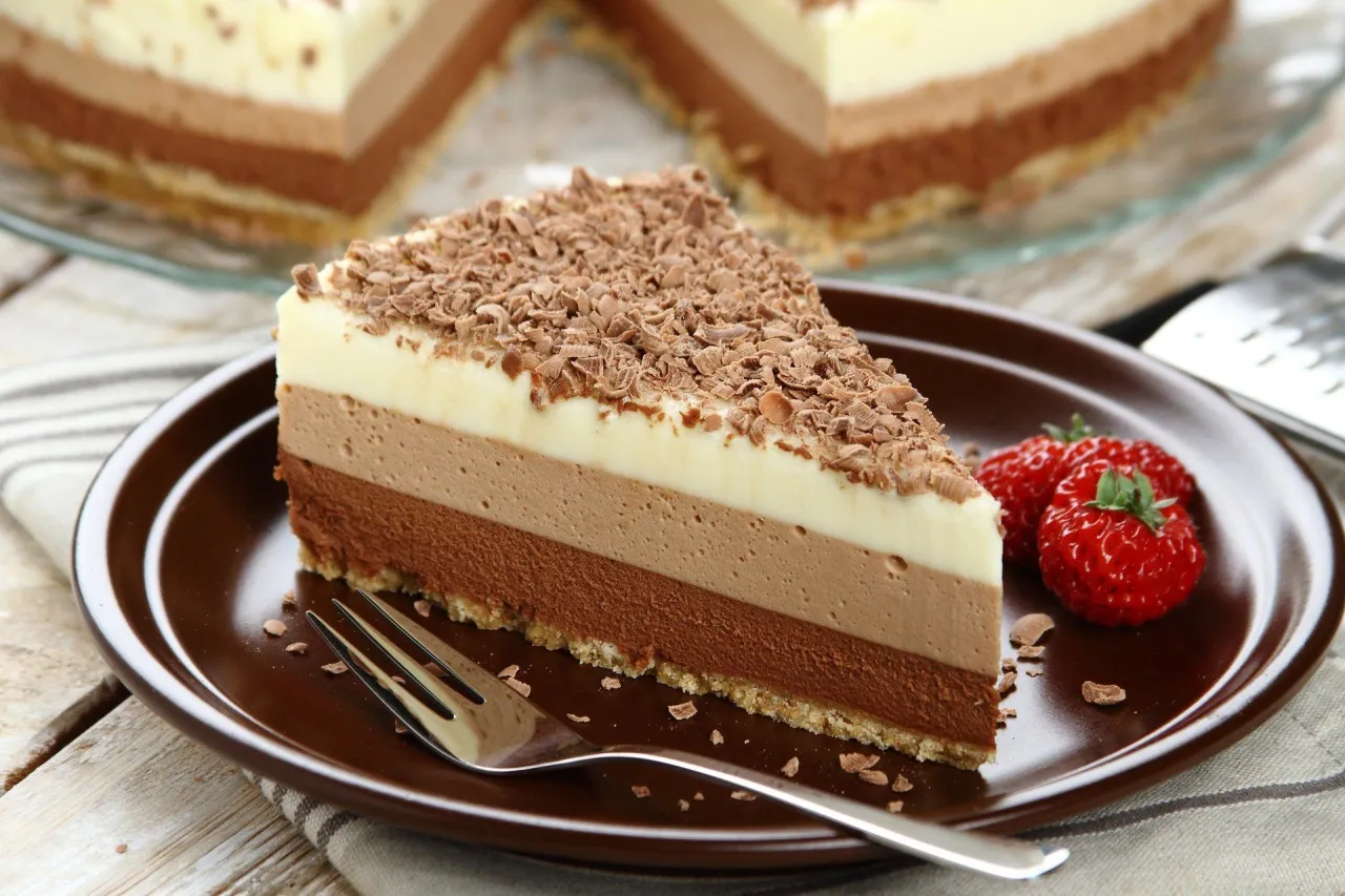 Rodzinne spotkanie przy kawie i cieście