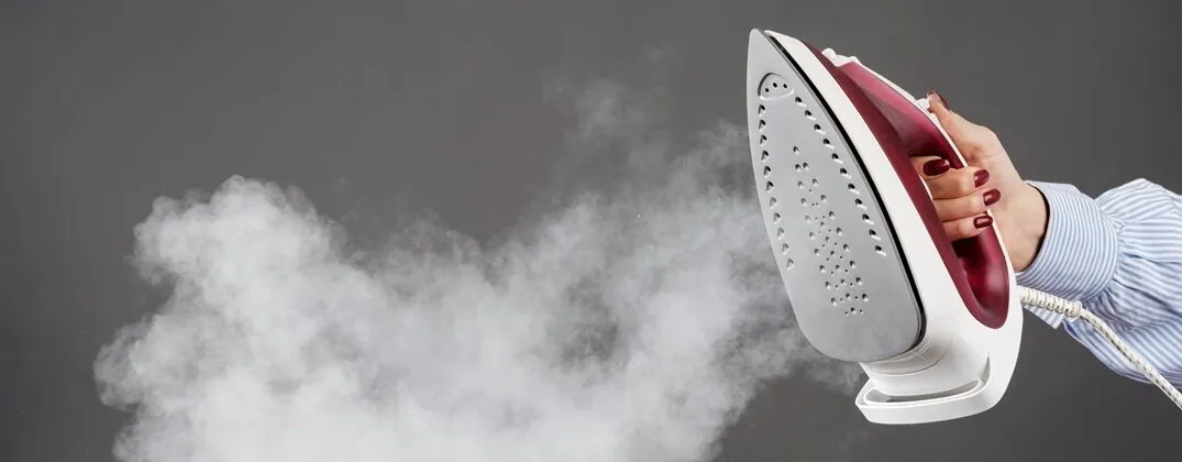 żelazko tradycyjne kontra generator pary, por&oacute;wnanie żelazek