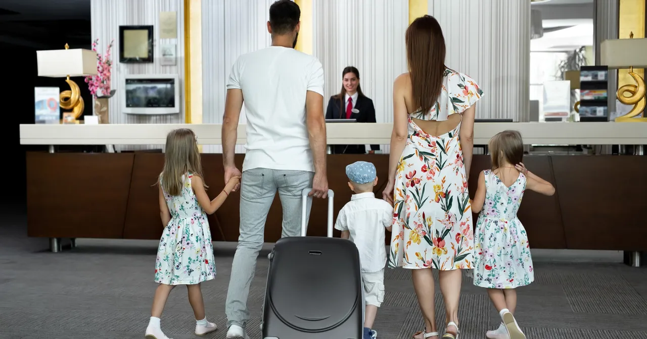 ostrzeżenie ukryte koszty noclegi