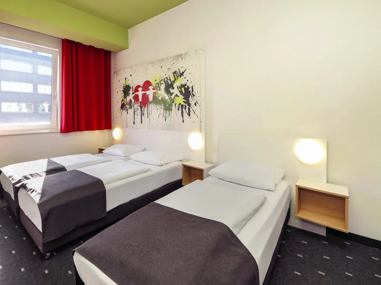 B&B Hotel Berlin Zimmer Ausstattung