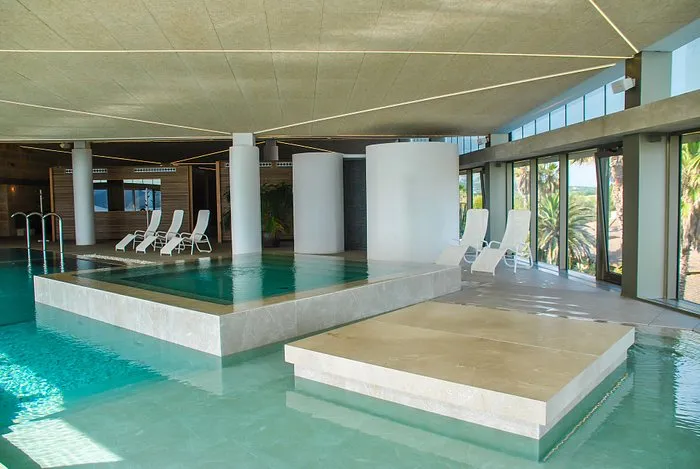 PortBlue Club Pollentia Resort Spa Innenpool