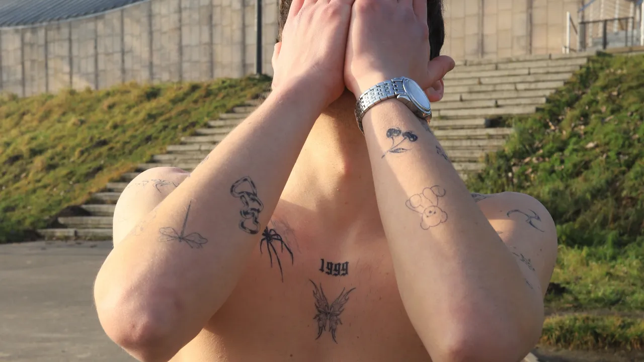 r&oacute;żne rodzaje tatuaży tymczasowych por&oacute;wnanie