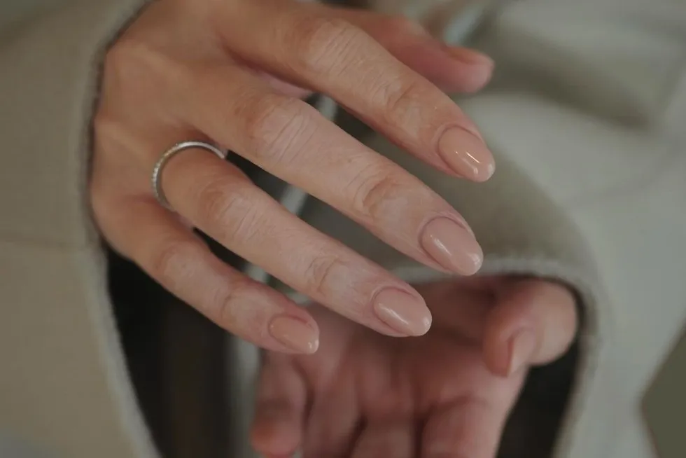 eleganckie kolory paznokci po 60